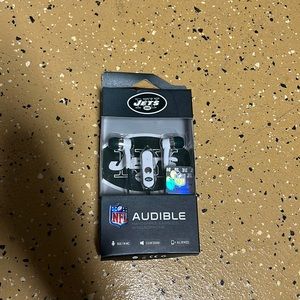 Brand New in Box New York Jets Handsfree Earbuds with Microphone